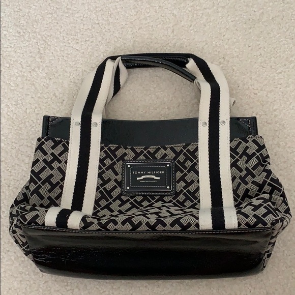 Tommy Hilfiger Handbags - Tommy Hilfiger Black & Grey Purse